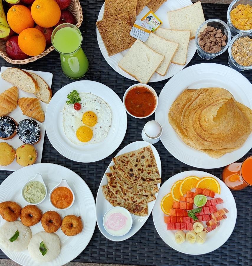 Regenta Resort Belagavi Esterno foto